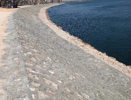 وزير الري يتابع أعمال تطوير وحماية نهر النيل وفرعيه  وإزالة التعديات