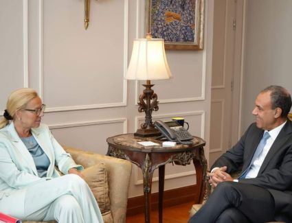  وزير الخارجية يستقبل كبيرة منسقي الأمم المتحدة للشئون الإنسانية وإعادة الإعمار في قطاع غزة