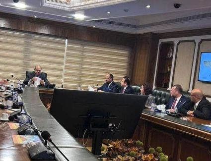 وزير الطيران المدني يلتقي رئيس اتحاد المستثمرات العرب