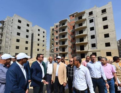وزير الإسكان يتفقد موقف تنفيذ وحدات المبادرة الرئاسية «سكن لكل المصريين» بمدينة بدر