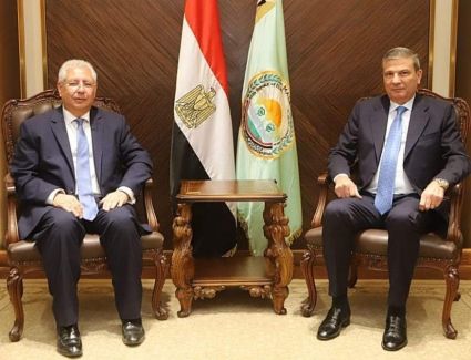 وزير الزراعة يبحث سبل التعاون والاستثمار الزراعي بين مصر والكويت