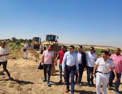 الإسكان: إزالة التعديات والإشغالات الواقعة على مساحة 202 فدان بمدينة سفنكس الجديدة
