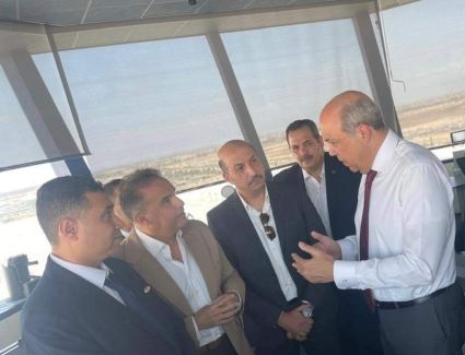 وزير الطيران المدني يتفقد مطار برج العرب الدولي قبل بدء التشغيل الفعلي