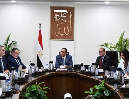 البترول: ملتزمون بسداد مبلغ شهريّ للشركاء الأجانب للحفاظ على معدلات الإنتاج و الاستكشافات