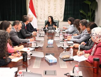 وزيرة التضامن تجتمع ببعثة البنك الدولي لبرامج الحماية الاجتماعية