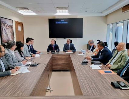 الاسكان واقتصادية قناة السويس يبحثان فرص التعاون في تصنيع مكونات مشروعات مياه الشرب والصرف الصحي