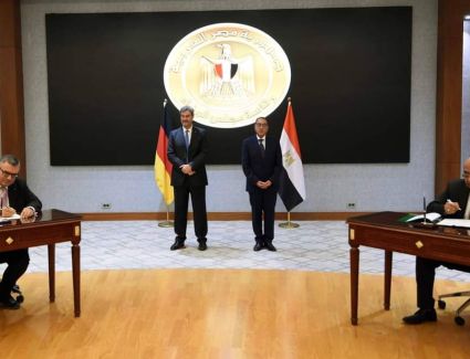 رئيس الوزراء ونظيره البافاري يشهدان توقيع إعلان نوايا مشترك بين الكهرباء وحكومة ولاية بافاريا الألمانية