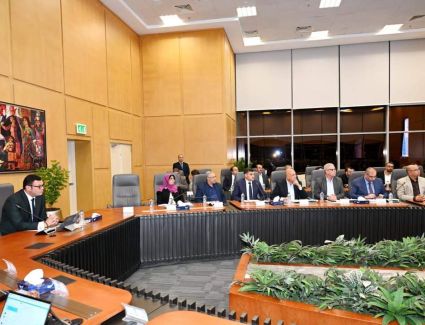 وزير الإسكان يتابع موقف تنفيذ وحدات المبادرة الرئاسية "سكن لكل المصريين" بعدد من المحافظات والمدن الجديدة