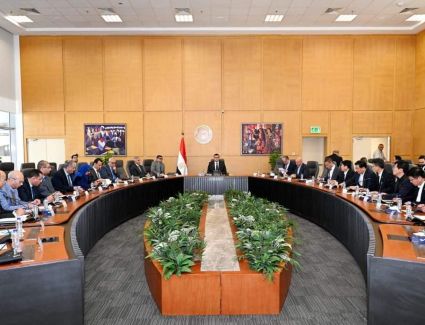 وزير الإسكان يتابع سير العمل بمشروع «منطقة الأعمال المركزية» بالعاصمة الإدارية الجديدة