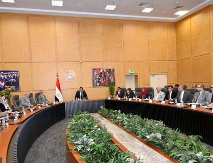 وزير الإسكان يتابع موقف تنفيذ وحدات المبادرة الرئاسية «سكن لكل المصريين» بعدد من المدن الجديدة والمحافظات