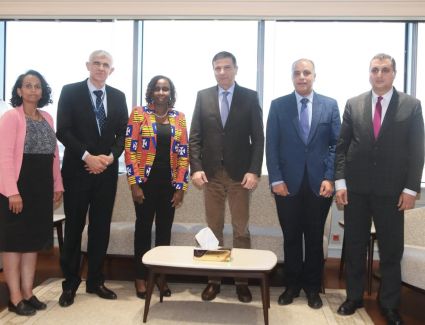 وزير الزراعة يبحث مع اللجنة الاقتصادية الإفريقية بالأمم المتحدة مبادرات دعم المرأة الريفية