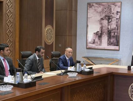 رئيس الوزراء يلتقي "مجموعة جيلي أوتو القابضة" لاستعراض خطة تصنيع السيارات في مصر بالشراكة مع "أوتو موبيلتي"