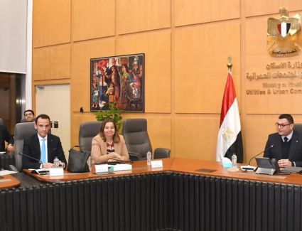 وزير الإسكان يعقد اجتماعه الدورى لمتابعة موقف تنفيذ وحدات الإسكان الاجتماعي بعددٍ من المدن الجديدة