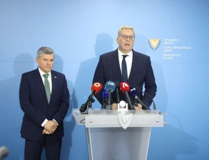 وزير البترول يسلم دعوة الرئيس السيسي لرئيس قبرص لحضور مؤتمر مصر للطاقة