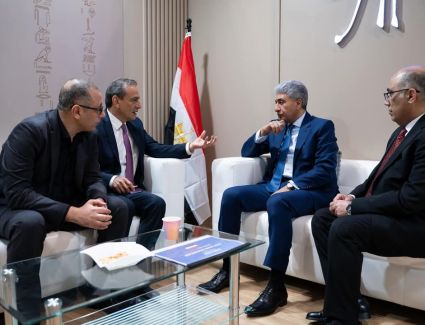 وزير السياحة يعقد لقاءات مع ممثلي عدد من منظمي الرحلات وشركات ووكالات السفر بالسوق الإسباني وأمريكا اللاتينية