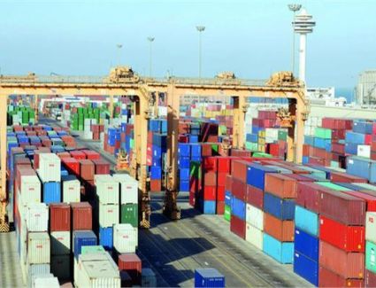 بقيمة 25 و 10 بالمئة| ترامب يفرض رسوما جمركية على كندا والمكسيك والصين