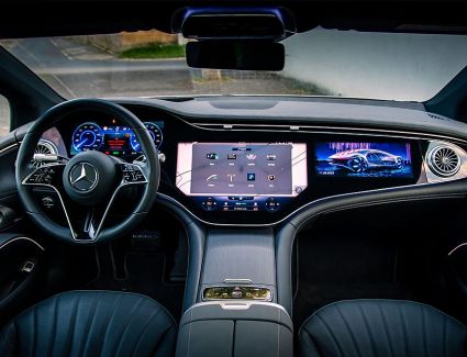 بعرض 40 بوصة.. شركة كورية تبدأ إنتاج شاشات للسيارات تتيح مشاهدة الأفلام أو ممارسة الألعاب