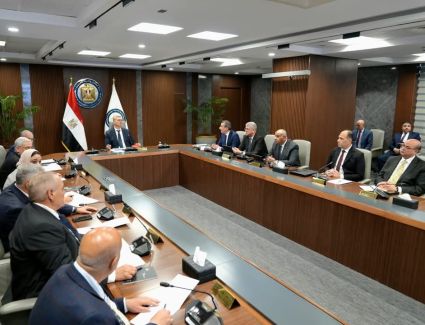 وزير البترول يشهد اجتماع الجمعية العامة لشركة الشرق الأوسط للصهاريج وخطوط أنابيب البترول (ميدتاب)