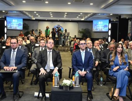 وزيرا الاستثمار والتجارة الخارجية والمالية يعلنان تفاصيل البرنامج الجديد لرد أعباء التصدير