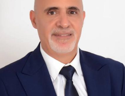محمد فؤاد : “شركات التطوير العقاري في مأزق بسبب فرق المبيعات غير المؤهلة.