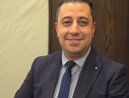 محمود فتحي: الصراع الإيراني الإسرائيلي ضربة موجعة للسياحة العالمية… والشرق الأوسط يدفع الثمن