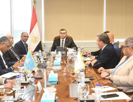 وزير الإسكان يتابع موقف محطات تحلية مياه البحر بالساحل الشمالي الغربي وموقف مشروع إعادة تأهيل ورفع كفاءة محطة المعالجة بالروبيكي