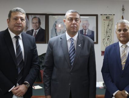 وفد غرفة التطوير العقارى يلتقى السفير الفلسطينى بالقاهرة لبحث المساهمة فى إعمار غزة