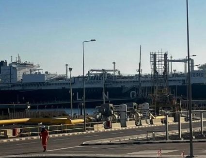 البترول: وصول وحدة التغييز العائمة "إينرجيوس فورس" إلى ميناء العقبة بالأردن ضمن خطة تأمين إمدادات الطاقة وتعزيز التعاون الإقليمي