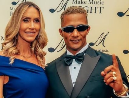 محمد رمضان ينشر صوراً مع لارا ترامب