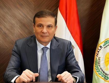 وزير الزراعة يكلف أجهزة الوزارة بالمرور الدائم والمفاجئ على المديريات والإدارات والجمعيات الزراعية