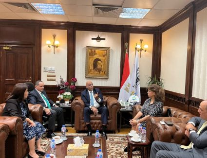 باسل رحمي: نسعى لتطوير القدرات التكنولوجية للجهاز  لتيسير حصول الشباب علي مختلف اوجه الدعم المالي والتدريبي و التسويقي