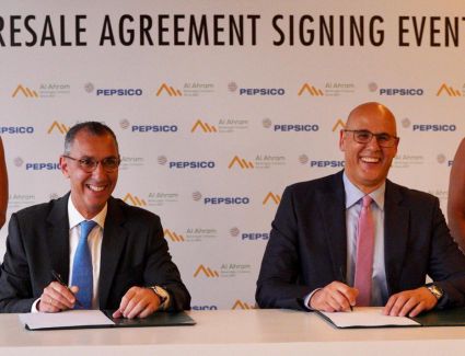 بيبسي كولا مصر والأهرام للمشروبات توقعان اتفاقية بيع وإعادة بيع لمشروبات الشعير غير الكحولية