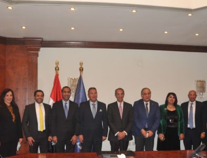 بروتوكول تعاون بين بنك مصر ووزارة الاتصالات وتكنولوجيا المعلومات لتنفيذ أعمال التكامل مع منصة مصر الرقمية والمحول الرقمي الحكومي