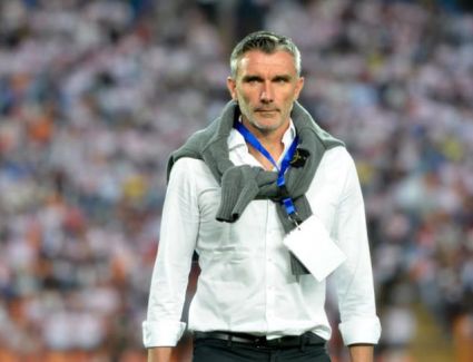 قرار صادم من مجلس إدارة الزمالك لكارتيرون