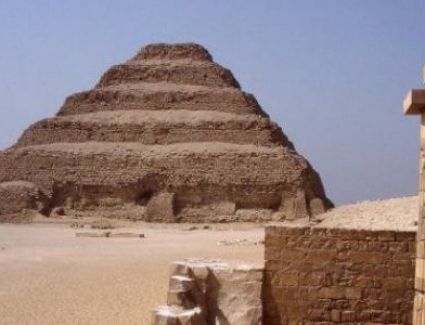 وزارة الآثار تختار منطقة سقارة لتكون رمزا للاحتفال بيوم التراث العالمي 