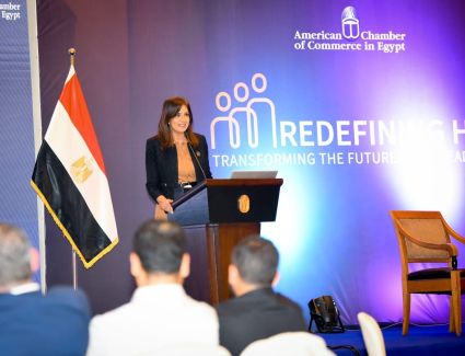 نبيلة مكرم: مصر تمتلك ثروة بشرية لا تقدر بمال في الداخل والخارج