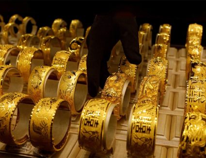 التقرير الأسبوعي لـ «أي صاغة» استقرار أسعار الذهب محليًا وتراجعها عالميًا خلال الأسبوع 