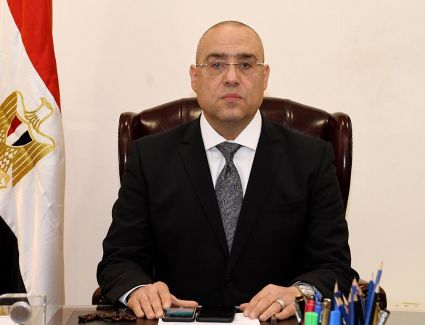 وزير الاسكان : الانتهاء من توصيل مرافق اراضى المصريين بالخارج بمنطقة بيت الوطن بنسبة 50%