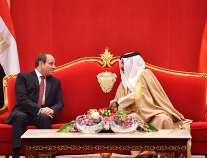 عاجل: الرئيس السيسي وملك البحرين يشهدان التوقيع على عدد من الاتفاقيات