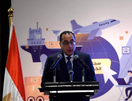 رئيس الوزراء يشهد احتفالية الإعلان عن افتتاح 6 أفرع خارجية لـ"جسور" للترويج للمنتجات المصرية حول العالم.