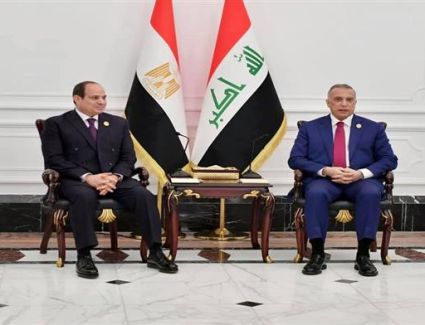 عاجل: الرئيس السيسي يلتقي رئيس الوزراء العراقي في جدة