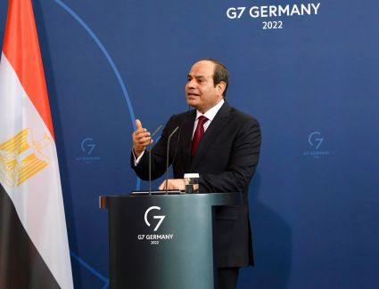 عاجل: الرئيس السيسي يلتقي وزيرة الدفاع الألمانية في العاصمة برلين