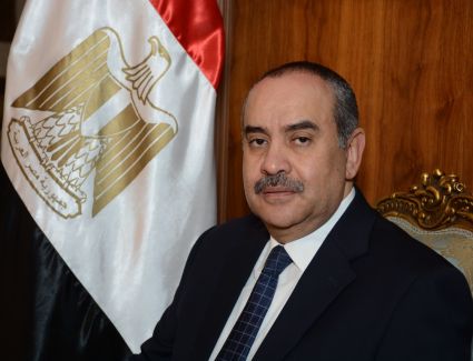 وزير الطيران يبحث مع وزير النقل العراقي تعزيز التعاون بين البلدين