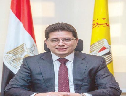 «المركزى المصري»: 250 مليار جنيه قيمة معاملات محافظ الهاتف المحمول خلال 6 أشهر