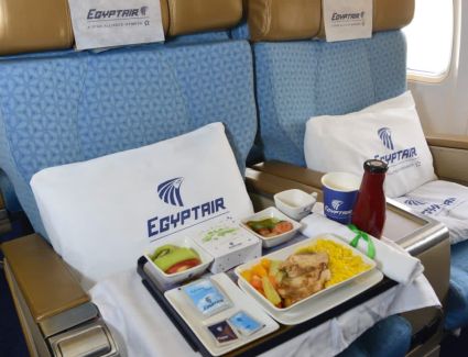 مصر للطيران تسير رحلة جديدة بخدمات صديقة للبيئة