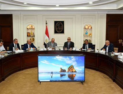 وزير الإسكان ومحافظ القاهرة يتابعان استعدادات إجراء القرعة وتسليم الوحدات السكنية بمشروع تطوير "منطقة مثلث ماسبيرو"