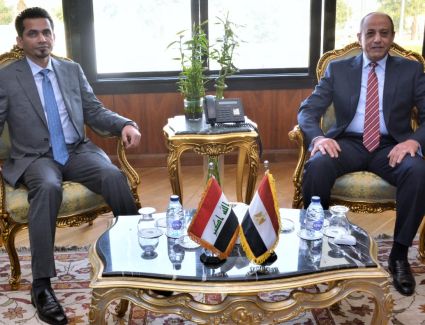 وزير الطيران يستقبل وزير النقل العراقي لتعزيز التعاون فى مجال النقل الجوي