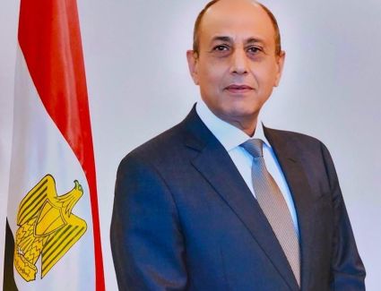 وزير الطيران يهنئ رئيس منظمة الإيكاو.. ويؤكد التزام مصر بتعزيز أمن وسلامة الطيران 