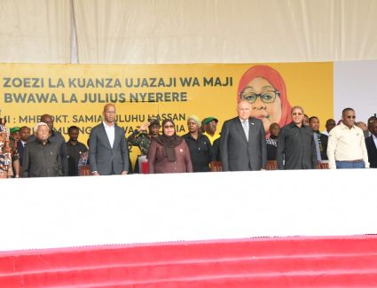 وزيرا "الخارجية" و"الإسكان" يشاركان فى احتفالية بدء الملء الأول لخزان مياه مشروع سد ومحطة "جوليوس نيريرى" الكهرومائية بتنزانيا