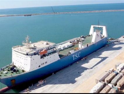 اقتصادية قناة السويس تعلن استقبال أول سفينة "رورو" بميناء العريش
